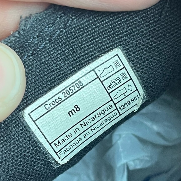 Crocs Mens Santa Cruz Slip on loafers in linen black size 8 - Picture 8 of 10